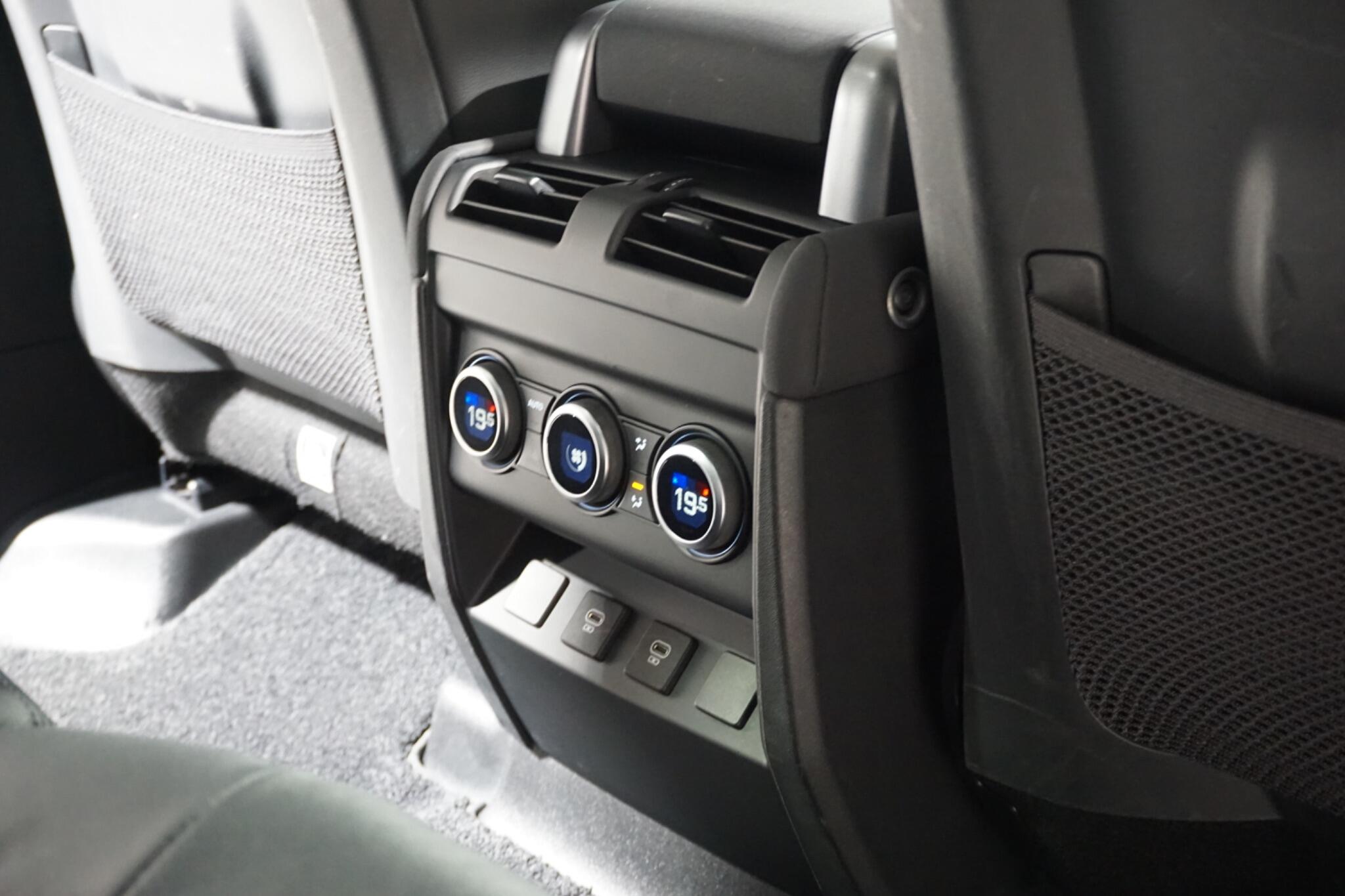 Land Rover Defender 110 2.0 P400e 15.4kWh XS Edition SUV 5dr Petrol Plug-in Hybrid Auto 4WD Euro 6 (s/s) (404 ps)